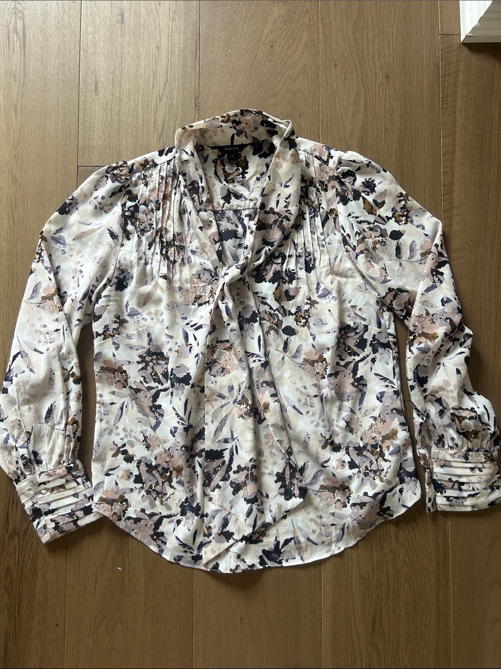 RW&Co Cream Blush and Black Floral Tie-Neck Blouse